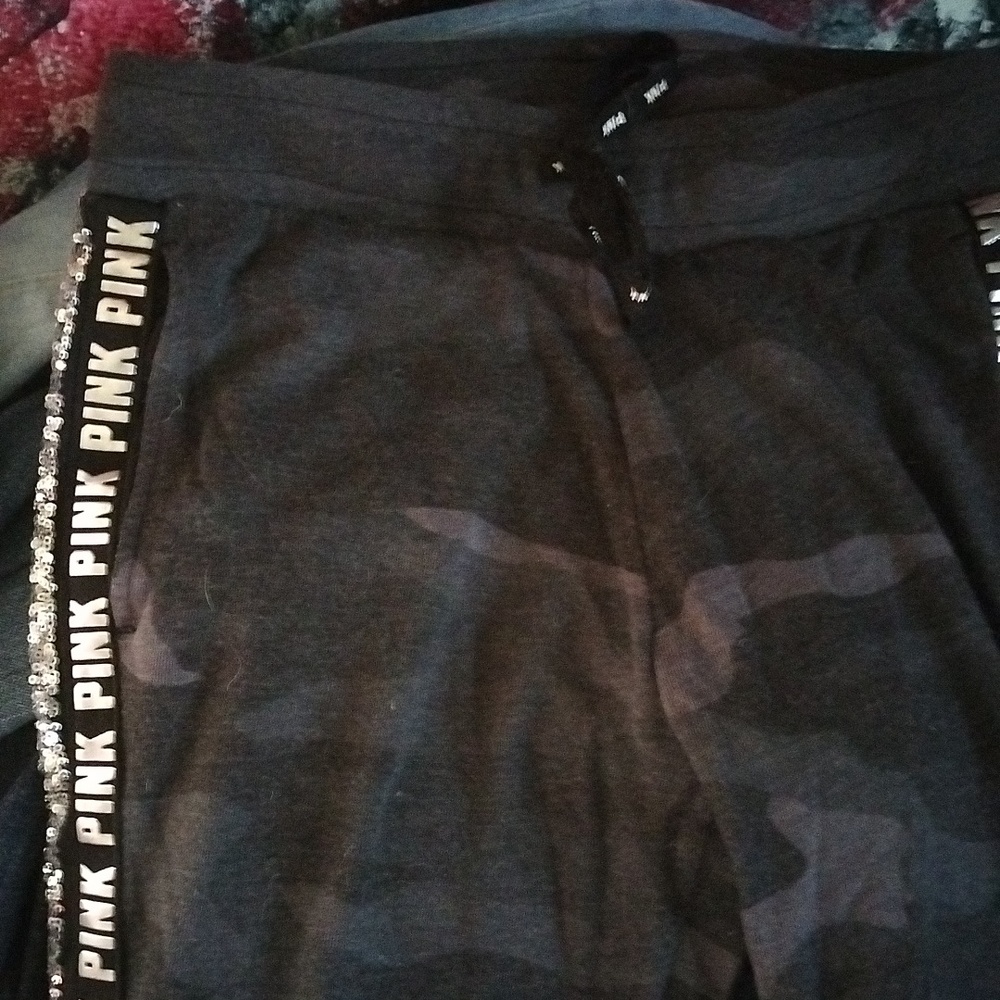 PINK BY VS, pants mint condition sz.small.